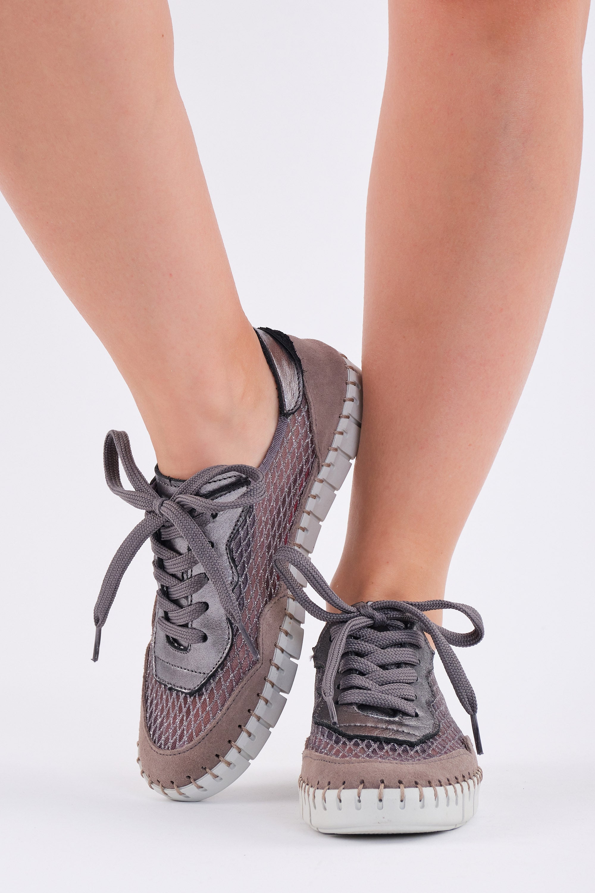 Sneaker Atenas Plata vieja