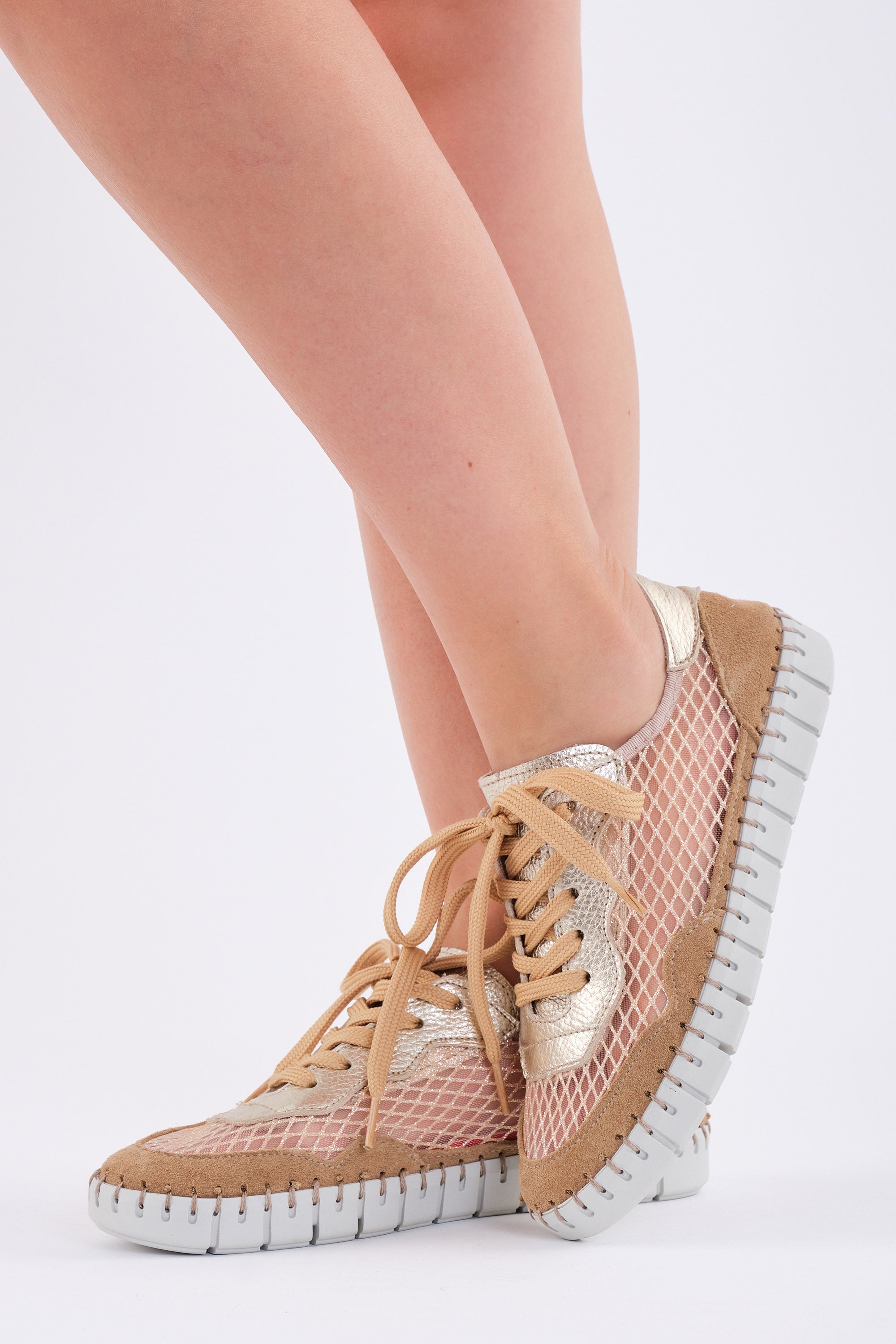 Sneaker Atenas Oro