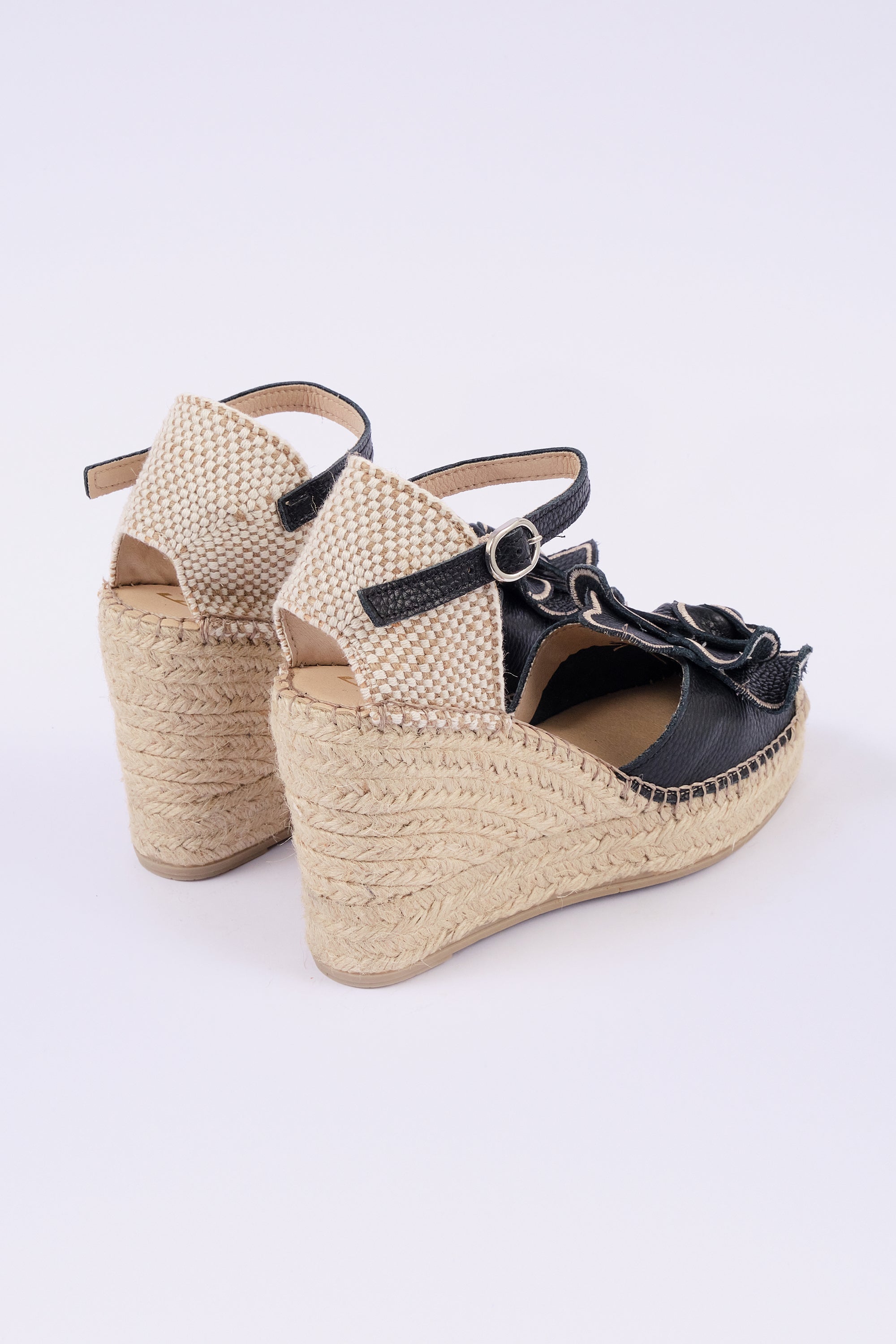 Alpartaga Celia Negro